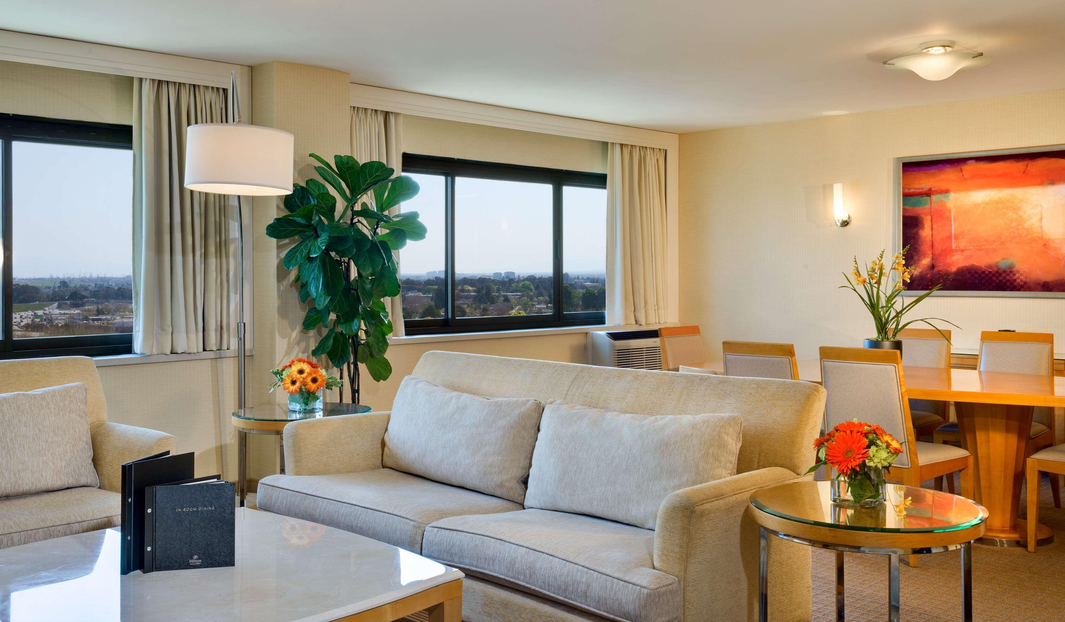 Hilton San Francisco Airport Bayfront - No Resort Fee Берлінгейм Екстер'єр фото