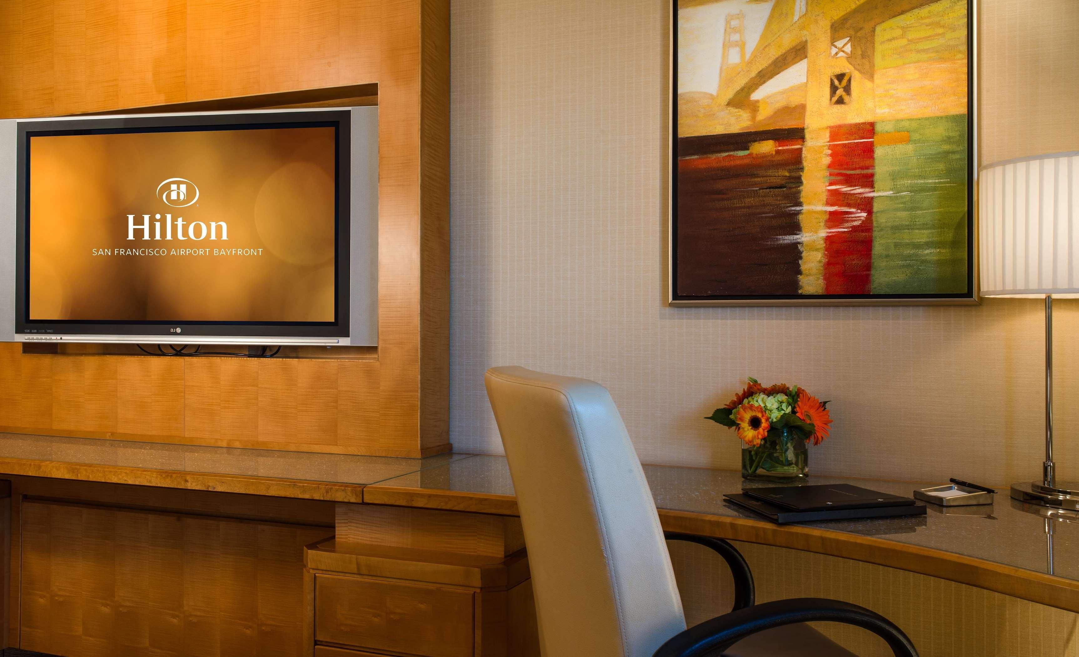 Hilton San Francisco Airport Bayfront - No Resort Fee Берлінгейм Екстер'єр фото