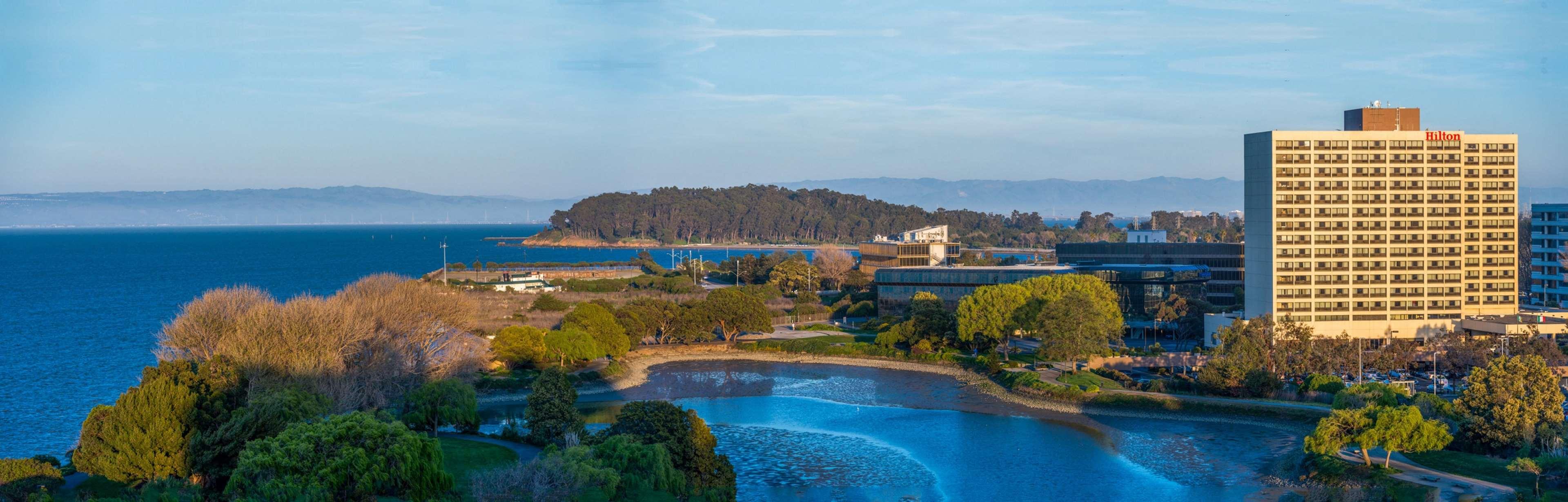 Hilton San Francisco Airport Bayfront - No Resort Fee Берлінгейм Екстер'єр фото