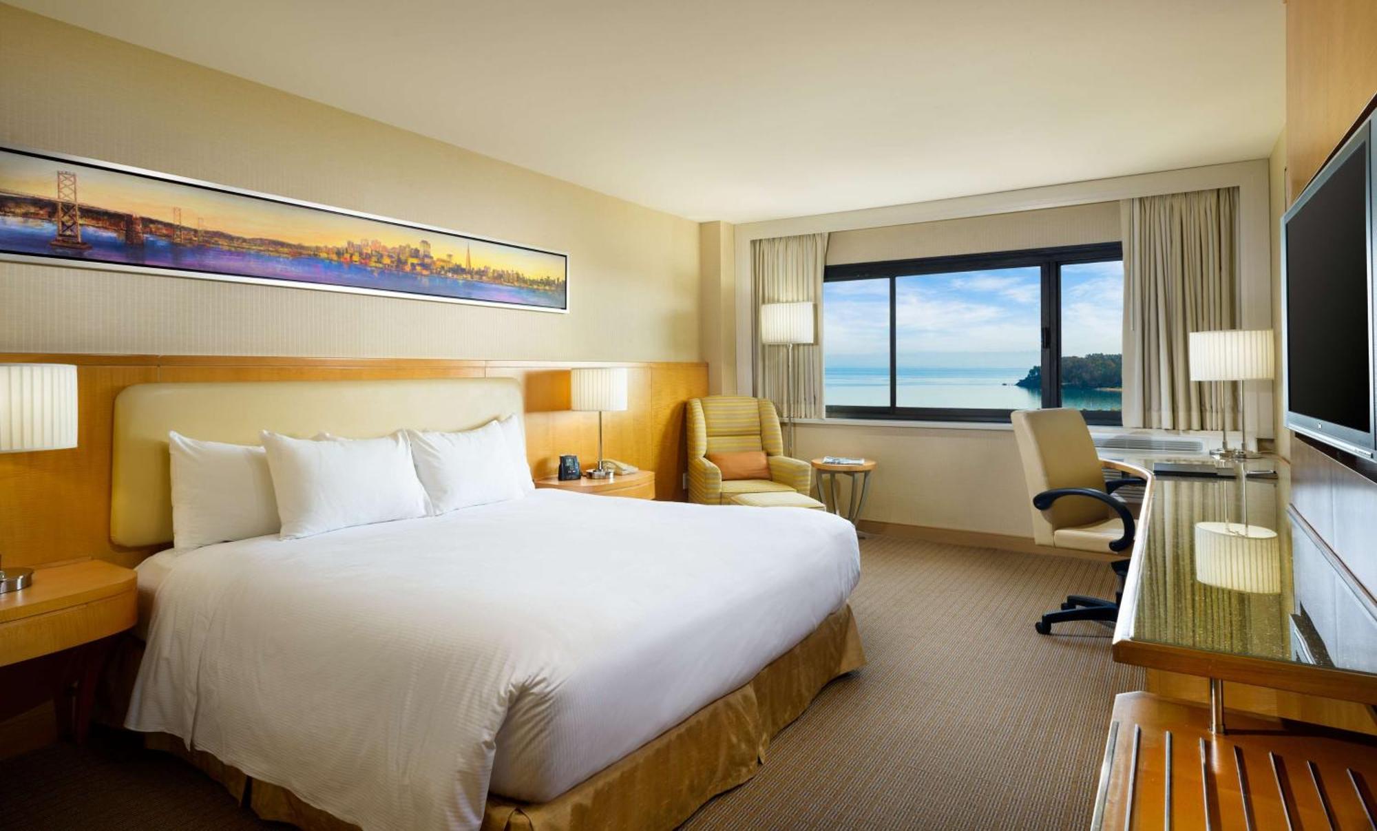Hilton San Francisco Airport Bayfront - No Resort Fee Берлінгейм Екстер'єр фото