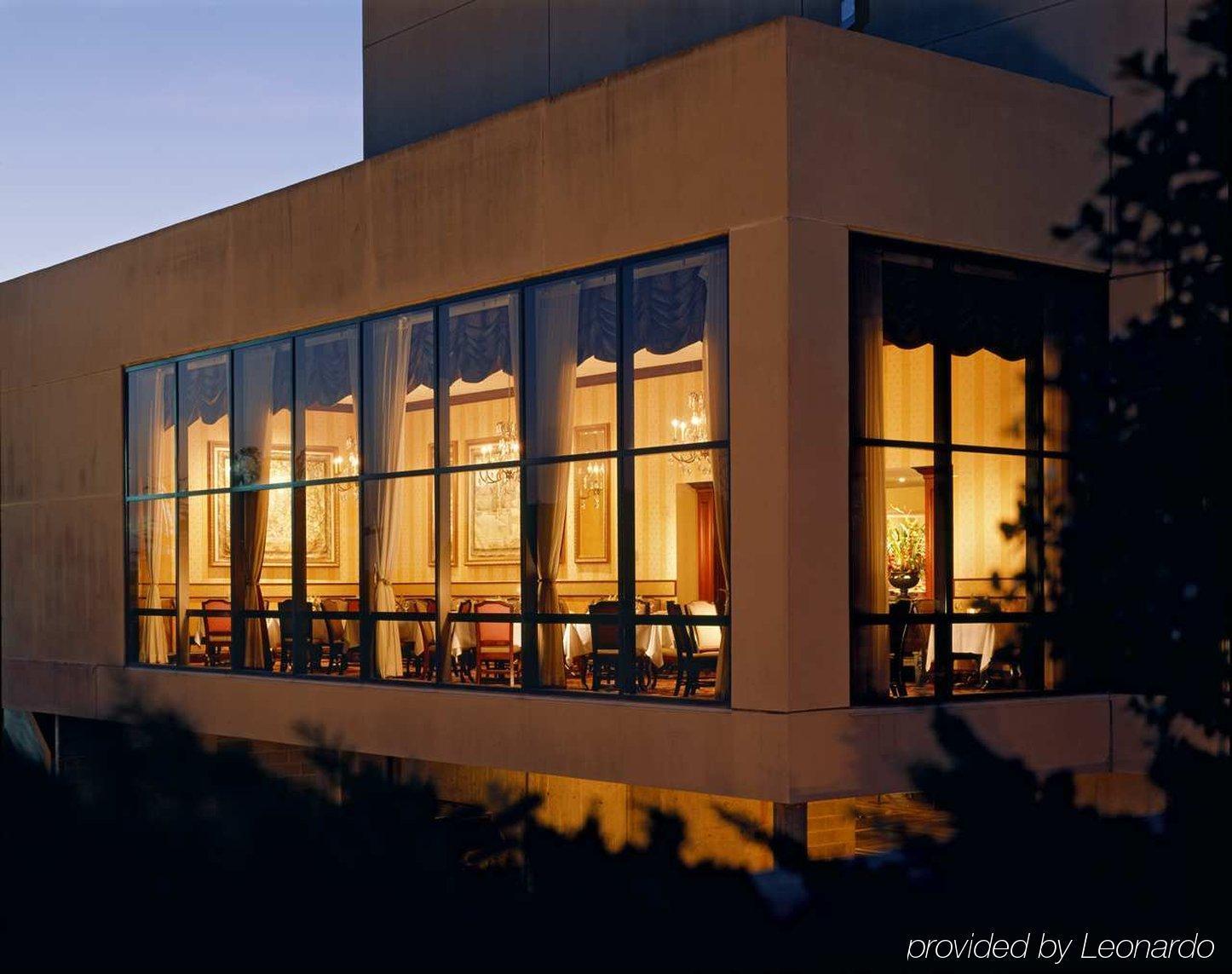 Hilton San Francisco Airport Bayfront - No Resort Fee Берлінгейм Екстер'єр фото